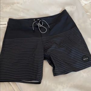 RVCA BOARD SHORTS